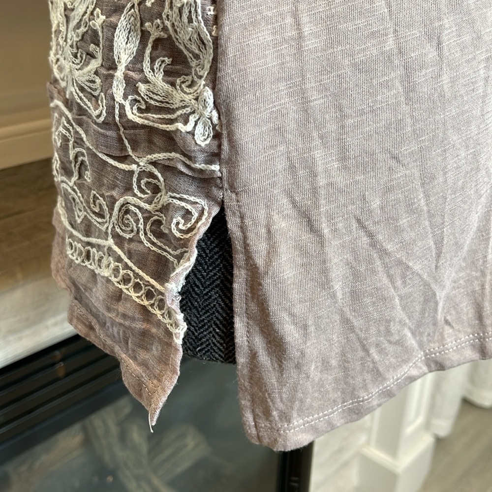 Retrology embroidered blouse Size Medium - Picture 8 of 9